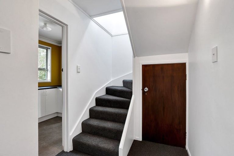 Photo of property in 7 Rennell Street, Frankleigh Park, New Plymouth, 4310