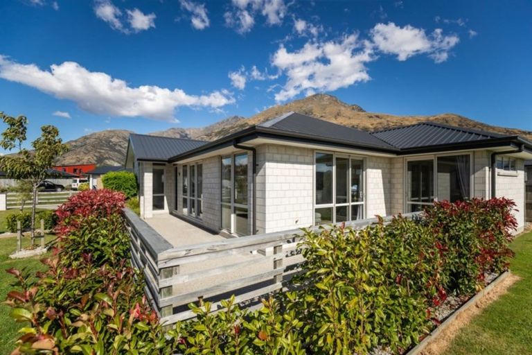 Photo of property in 99 Risinghurst Terrace, Lower Shotover, Queenstown, 9304