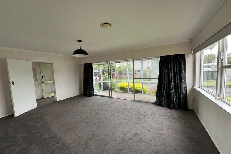 Photo of property in 20 Burn Street, Levin, 5510