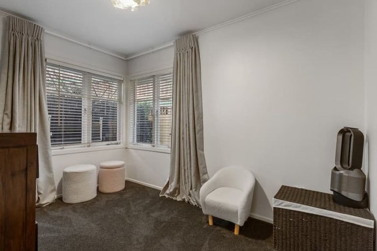 Photo of property in 69 Kervil Avenue, Te Atatu Peninsula, Auckland, 0610