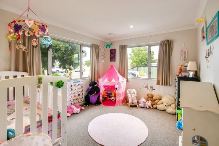 Photo of property in 2 Norfolk Street, Tamatea, Napier, 4112