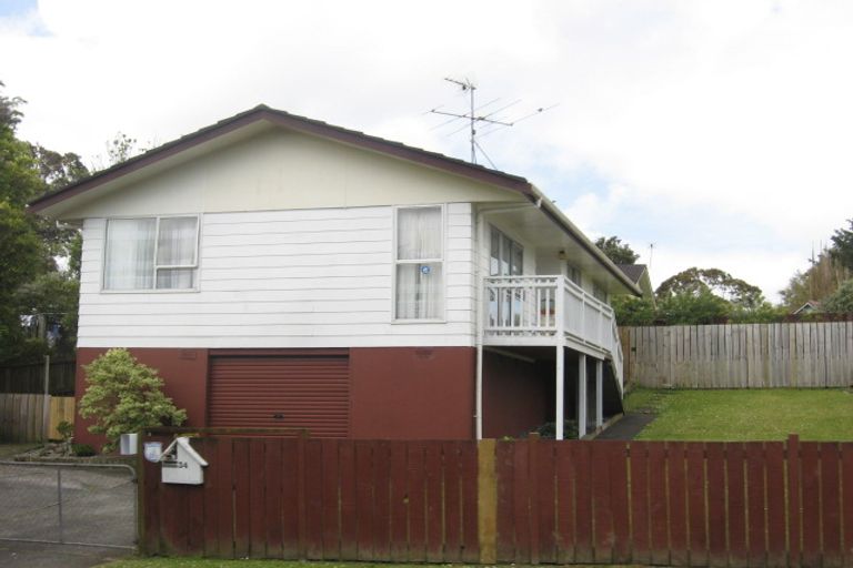 Photo of property in 34 Frobisher Way, Clendon Park, Auckland, 2103