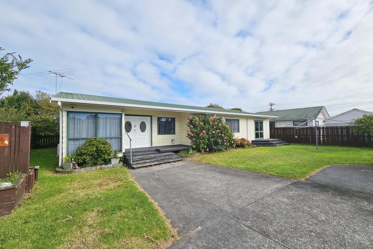 Photo of property in 26a Cosgrave Road, Papakura, 2110