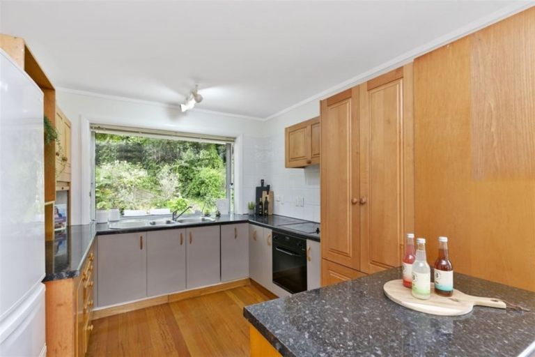 Photo of property in 63a Delhi Crescent, Khandallah, Wellington, 6035