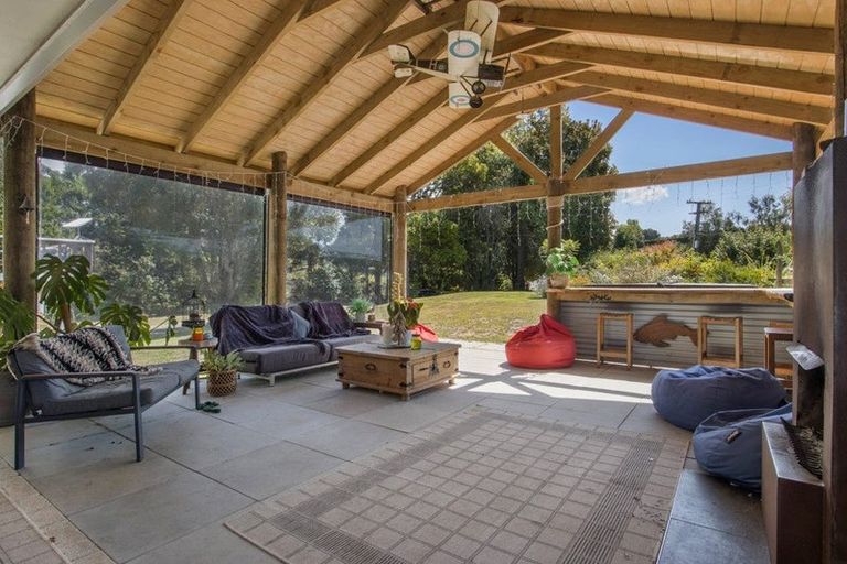 Photo of property in 2 Stokes Road, Tahawai, Katikati, 3170