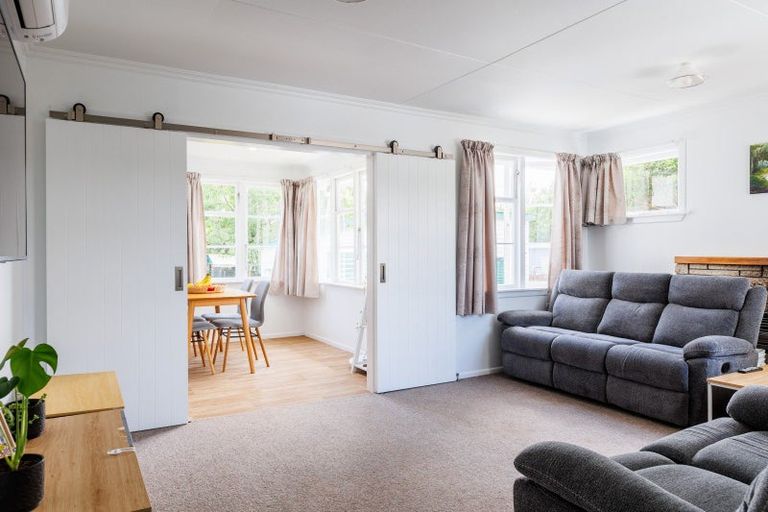 Photo of property in 50 Huxley Street, Pahiatua, 4910