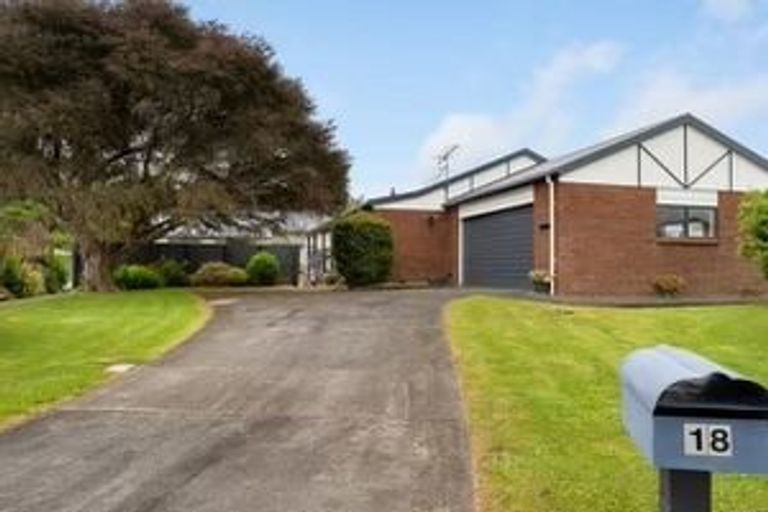 Photo of property in 18 Millhaven Place, Otaki, 5512