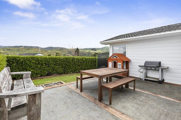 Photo of property in 38 Waipounamu Drive, Kelson, Lower Hutt, 5010
