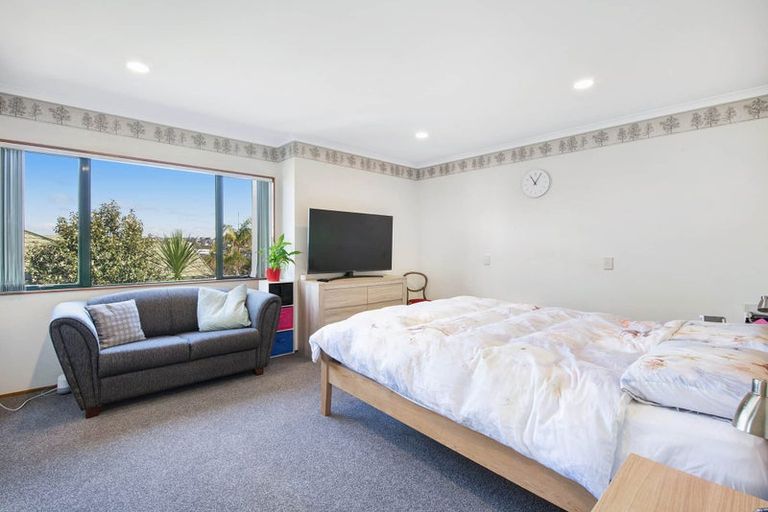 Photo of property in 13 Jelas Road, Red Beach, 0932