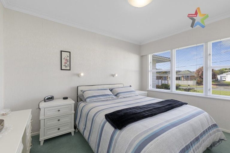 Photo of property in 33 Rosebank Avenue, Avalon, Lower Hutt, 5011