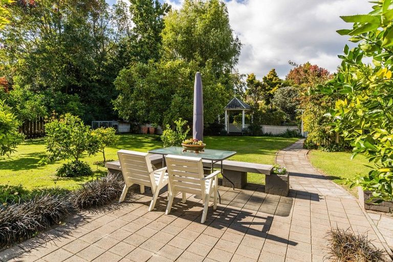 Photo of property in 5 Plassey Street, Havelock North, 4130