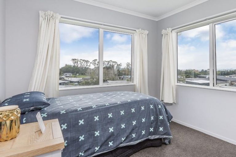 Photo of property in 12 Kuaka Crescent, Mangawhai, 0505