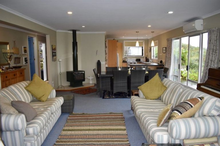 Photo of property in 12 Rata Street, Otaki Beach, Otaki, 5512