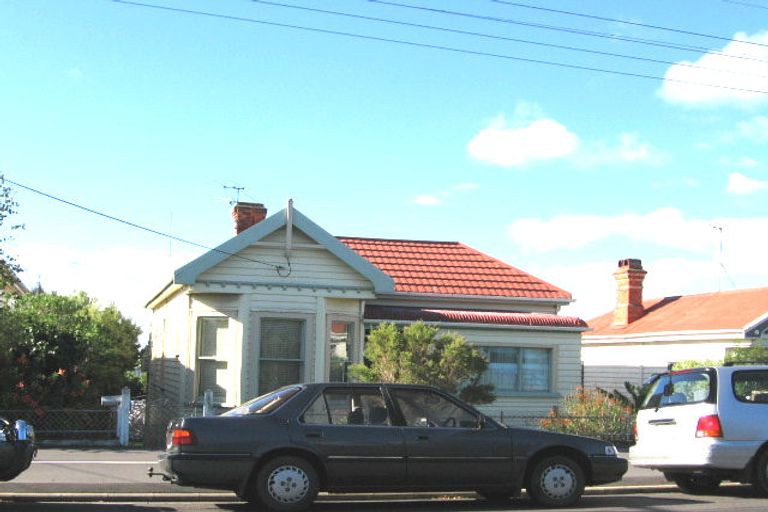 Photo of property in 30 Calliope Road, Devonport, Auckland, 0624