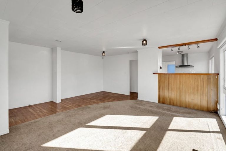 Photo of property in 7 Oleander Place, Bell Block, New Plymouth, 4312