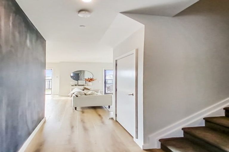 Photo of property in 17 Dorricott Avenue, Hobsonville, Auckland, 0616