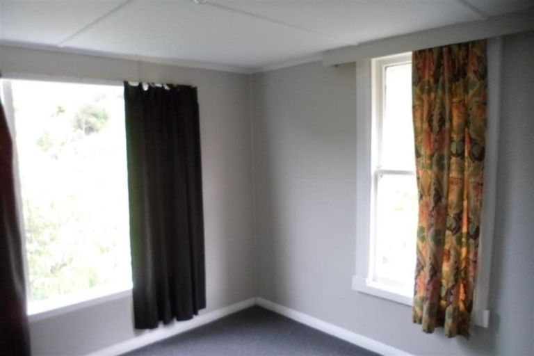 Photo of property in 2 Te Wharepouri Street, Berhampore, Wellington, 6023