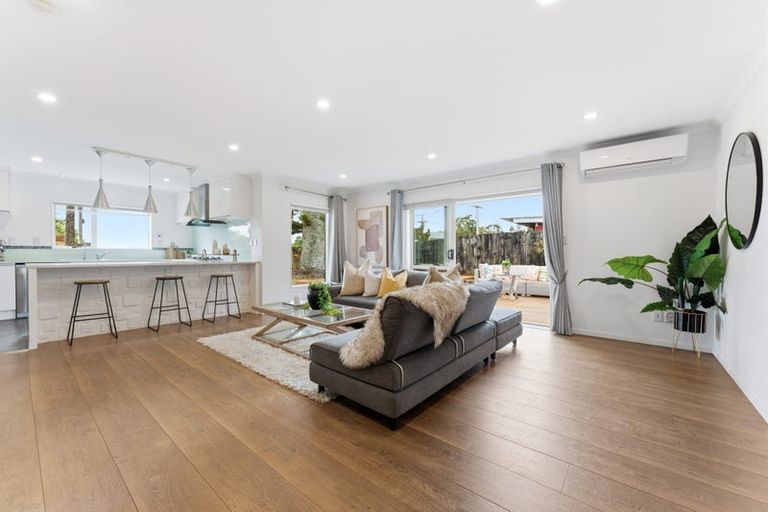 Photo of property in 28a Rangatira Road, Birkenhead, Auckland, 0626