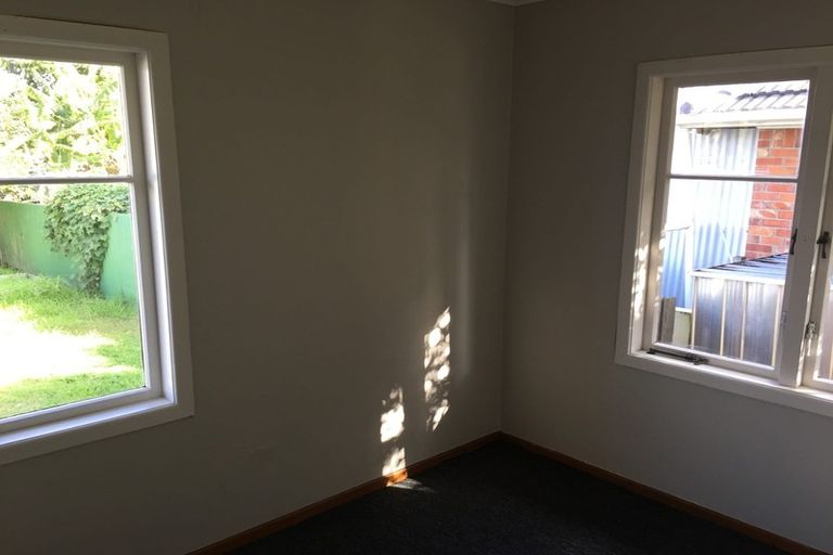 Photo of property in 45 Waipani Road, Te Atatu Peninsula, Auckland, 0610