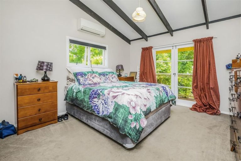 Photo of property in 15 Karioitahi Road, Waiuku, 2123