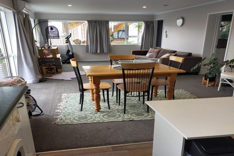Photo of property in 25 Mountbatten Avenue, Hillcrest, Auckland, 0627