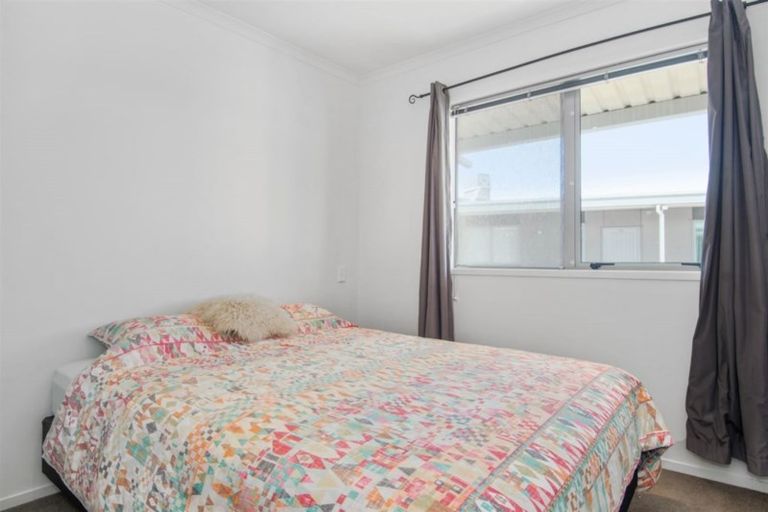 Photo of property in Algarve Apartments, 314/332 Maunganui Road, Mount Maunganui, 3116