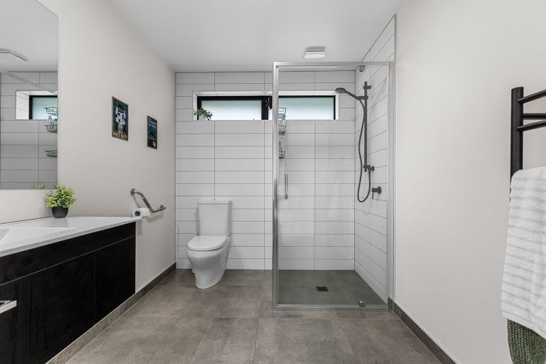 Photo of property in 101 Oteki Park Drive, Welcome Bay, Tauranga, 3112