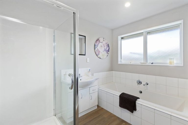 Photo of property in 44 Park Lane, Rolleston, 7614