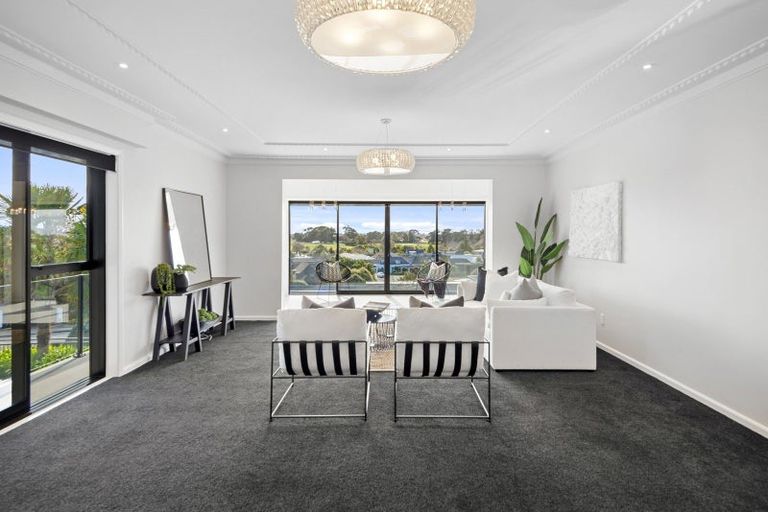 Photo of property in 37 Penruddock Rise, Westmorland, Christchurch, 8025