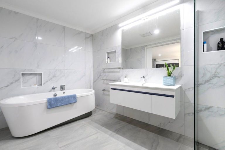 Photo of property in 10 Edmondson Lane, Omokoroa, 3114