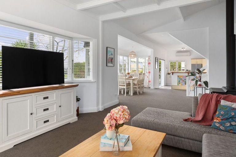 Photo of property in 4 Crossley Street, Katikati, 3129