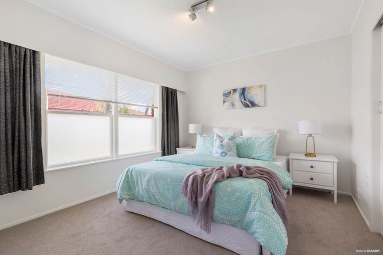 Photo of property in 2/8 Ngataringa Road, Devonport, Auckland, 0624