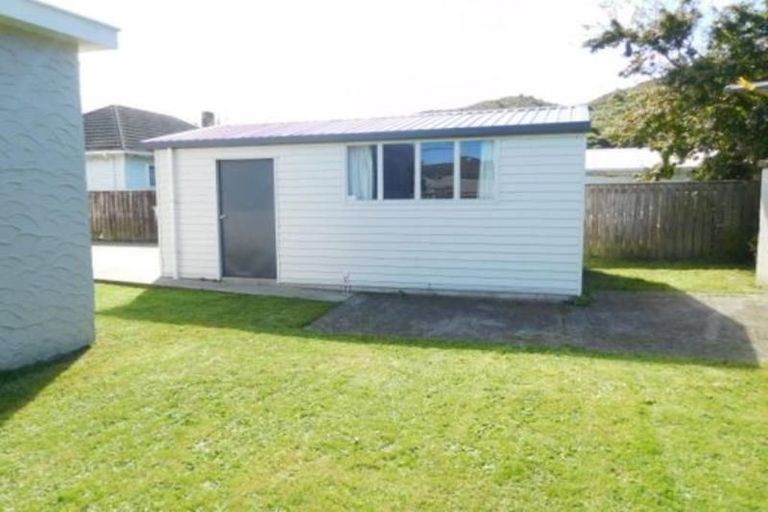 Photo of property in 82 Hewer Crescent, Naenae, Lower Hutt, 5011