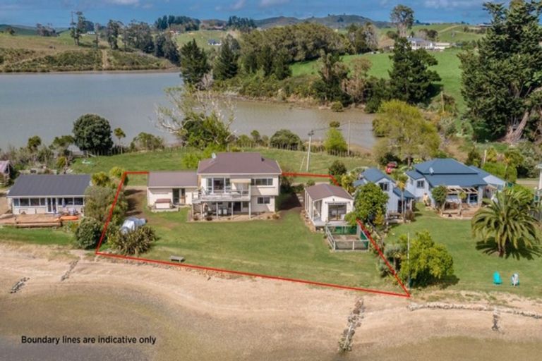 Photo of property in 141 Wallis Road, Raglan, 3295