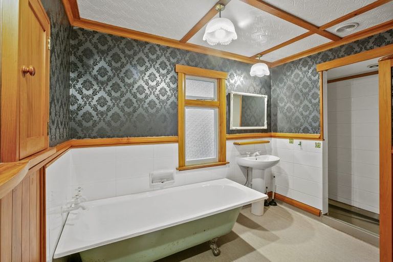 Photo of property in 49 Cameron Street, New Plymouth, 4310