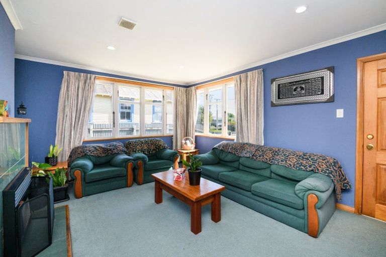 Photo of property in 39 Cambridge Street, Milson, Palmerston North, 4414