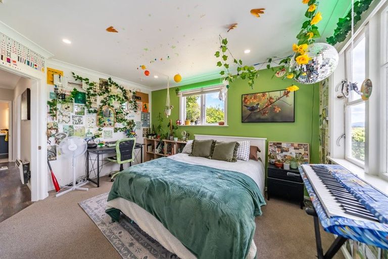 Photo of property in 71 Wyndrum Avenue, Waterloo, Lower Hutt, 5011