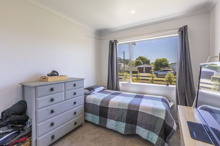 Photo of property in 12 Ross Street, Otane, 4202