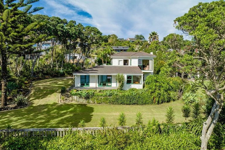 Photo of property in 81 Duncansby Road, Stanmore Bay, Whangaparaoa, 0932