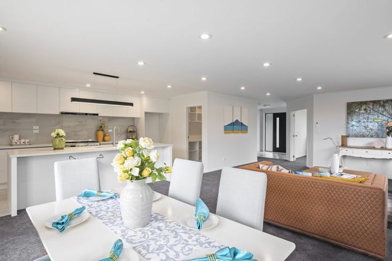 Photo of property in 15 Lloyd Crescent, Pukehangi, Rotorua, 3015