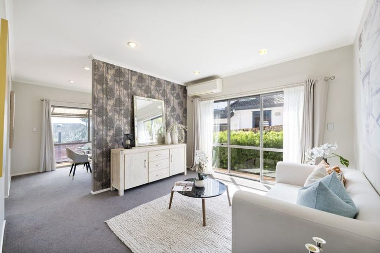 Photo of property in 22 Gala Place, Henderson, Auckland, 0612