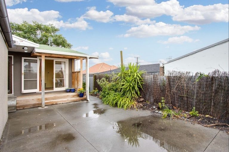 Photo of property in 2/1 Gardiner Street, Westshore, Napier, 4110