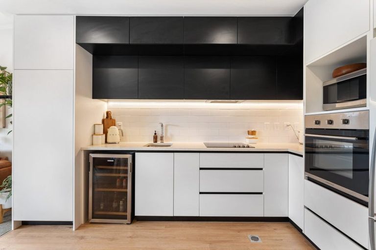 Photo of property in 8/194 Buckley Avenue, Hobsonville, Auckland, 0616