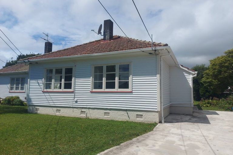 Photo of property in 5-6 Brown Grove, Fairfield, Lower Hutt, 5011