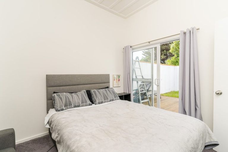 Photo of property in 8 Cashel Street, South Dunedin, Dunedin, 9012