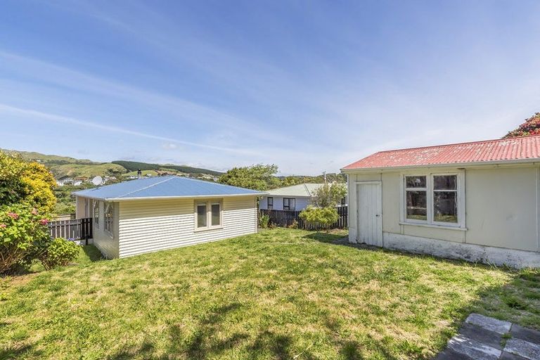 Photo of property in 12 Raroa Place, Pukerua Bay, 5026