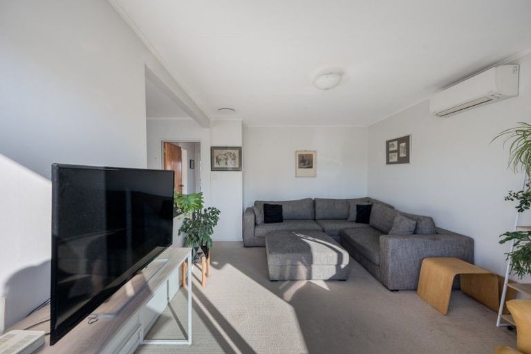 Photo of property in 6 Ripon Place, Tamatea, Napier, 4112