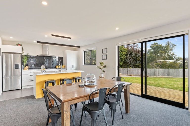 Photo of property in 29 Aratapu Street, Waitara, 4320