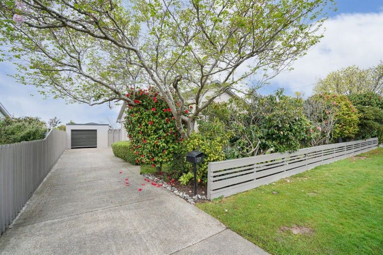 Photo of property in 27 Dudley Street, Grasmere, Invercargill, 9810