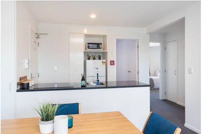 Photo of property in 2a/6 Winchester Street, Grey Lynn, Auckland, 1010